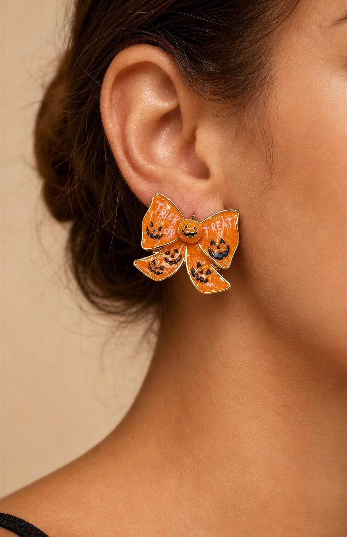 Pumpkin bow earrings