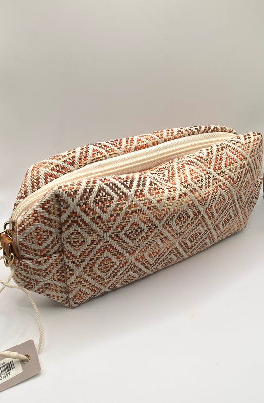 Sunset knit wristlet